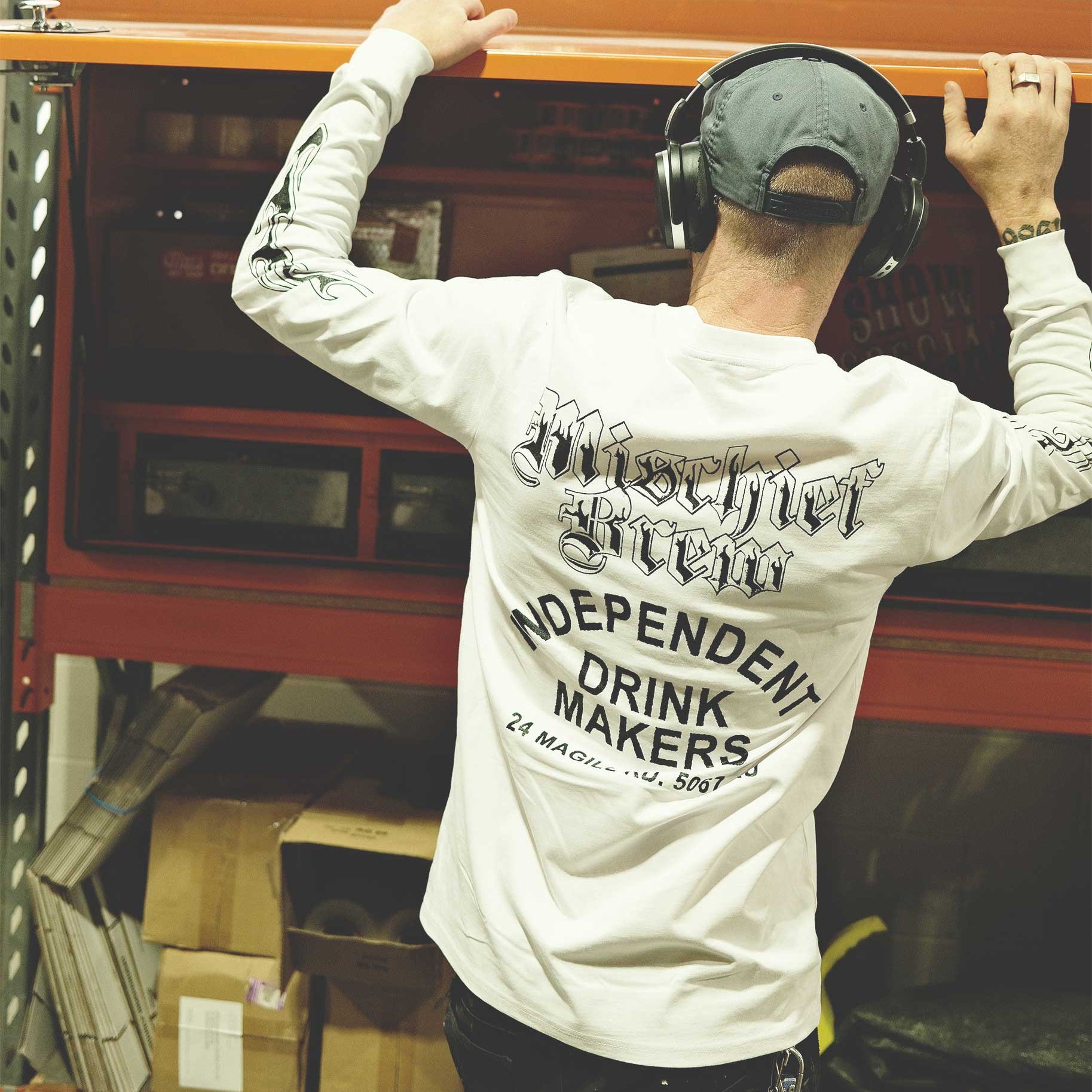 L/S SHOP TEE